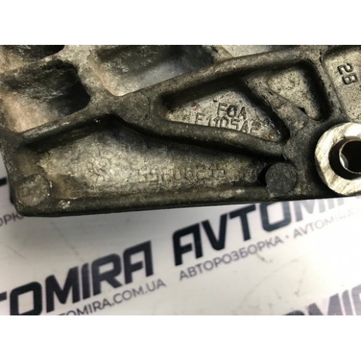 Опора підвісного підшипника Fiat Punto 2005-2018 1.3JTD 51788013